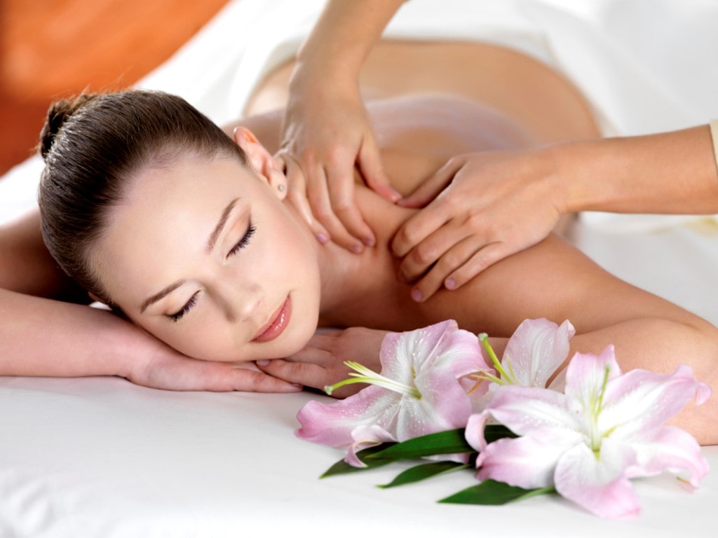 Trải nghiệm massage bấm huyệt cực thư giãn 