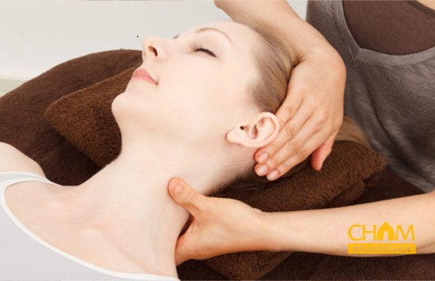 Cách bóp vai gáy vùng cơ bị căng