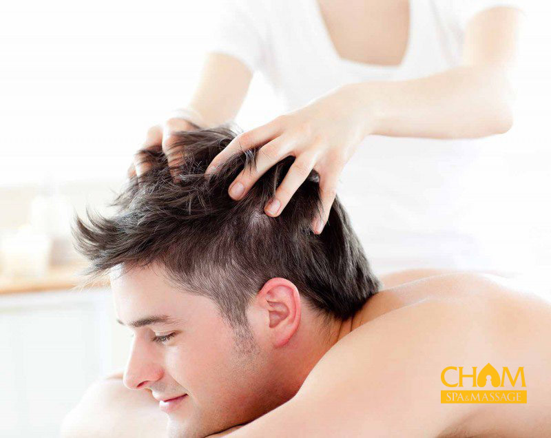 Massage đầu trị liệu cho nam Cham Spa & Massage