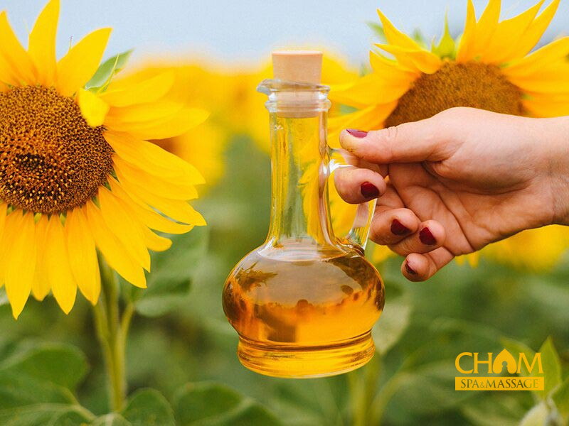Tinh dầu massage hướng dương Cham Spa & Massage