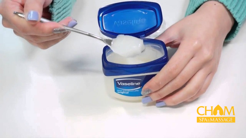 Banish Dark Spots on Your Buttocks with Vaseline: Effective Home Remedies