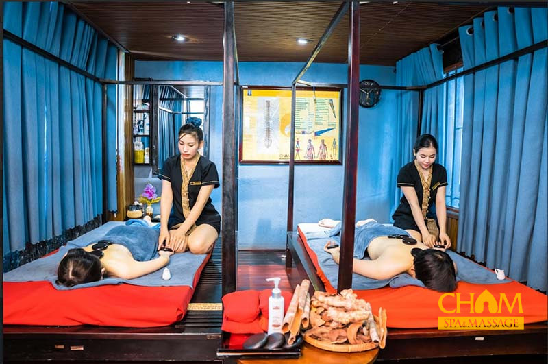 Dịch vụ massage chuyên nghiệp tại Cham Spa & Massage