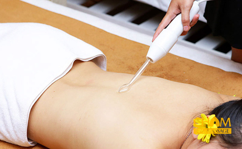 Đánh bay mụn lưng nhờ công nghệ IPL tại Cham Spa & Massage