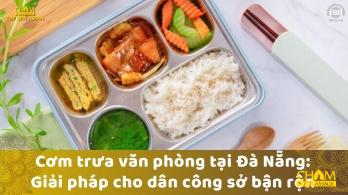 Cơm trưa văn phòng tại Đà Nẵng