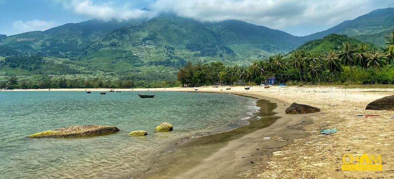 Làng Vân Đà Nẵng - Bãi Biển làng Vân