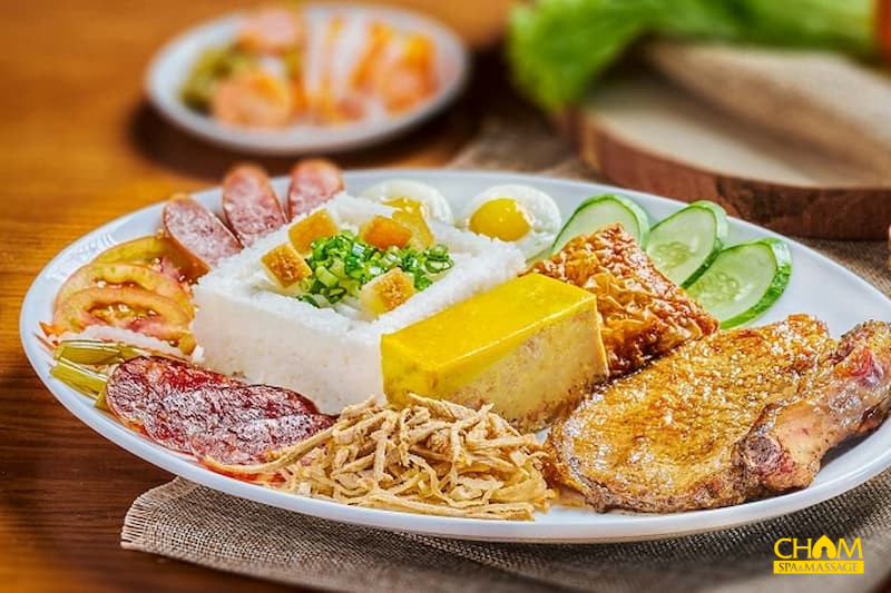 cơm trưa văn phòng tại Đà Nẵng